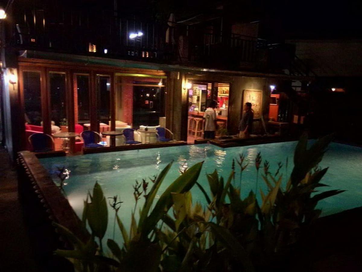 The Cozy Hotell Chalong Exteriör bild